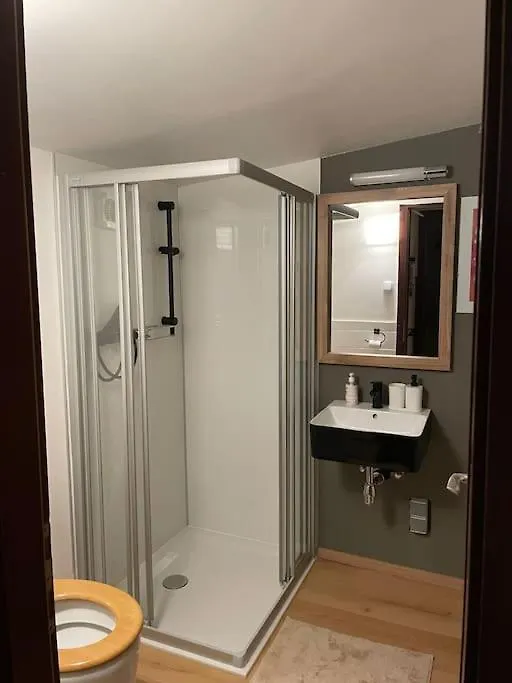 Gesamtes Haus Mit Garten - 100% Privatsphaere Wien